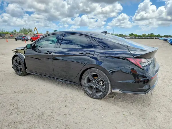 KMHLR4DF8SU886505 2025 HYUNDAI ELANTRA - Image 2