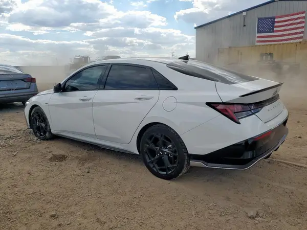 KMHLR4DF9RU799612 2024 HYUNDAI ELANTRA - Image 2