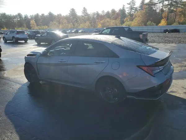 KMHLR4DF9SU893379 2025 HYUNDAI ELANTRA - Image 2