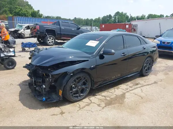 KMHLR4DF9SU909791 2025 HYUNDAI ELANTRA - Image 2