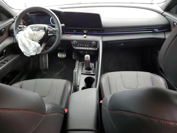 KMHLR4DF9SU925554 2025 HYUNDAI ELANTRA - Image 8
