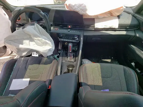 KMHLR4DF9SU943942 2025 HYUNDAI ELANTRA - Image 8