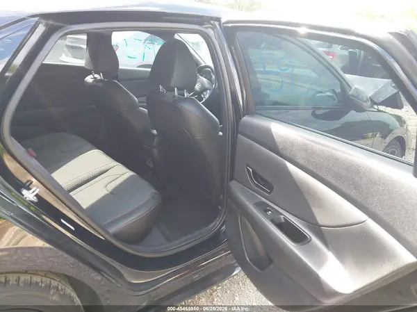 KMHLR4DF9SU951233 2025 HYUNDAI ELANTRA - Image 8