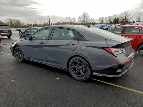 KMHLR4DFXRU817549 2024 HYUNDAI ELANTRA - Image 2