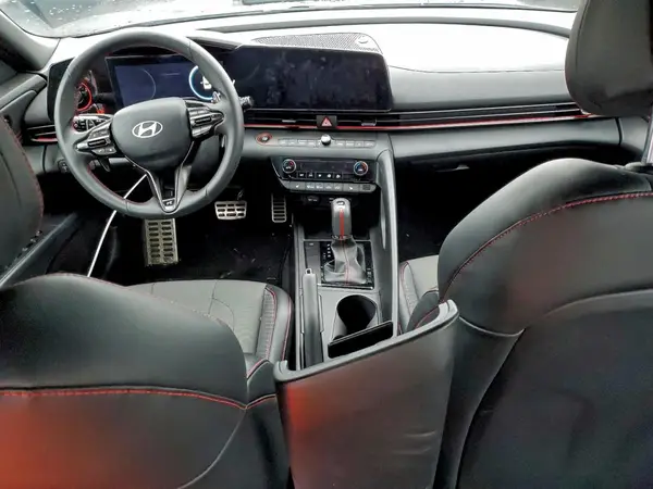 KMHLR4DFXRU817549 2024 HYUNDAI ELANTRA - Image 8
