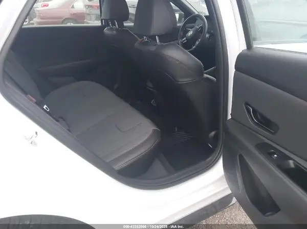 KMHLR4DFXSU857202 2025 HYUNDAI ELANTRA - Image 8