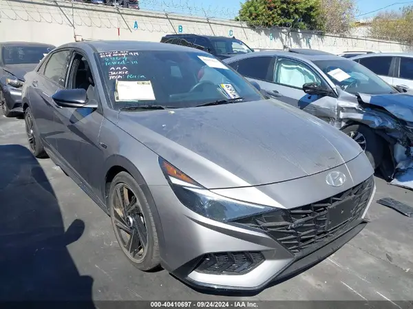 KMHLR4F4P4526076 2023 HYUNDAI ELANTRA - Image 1