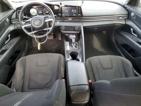 KMHLS4AG0MU069601 2021 HYUNDAI ELANTRA - Image 8