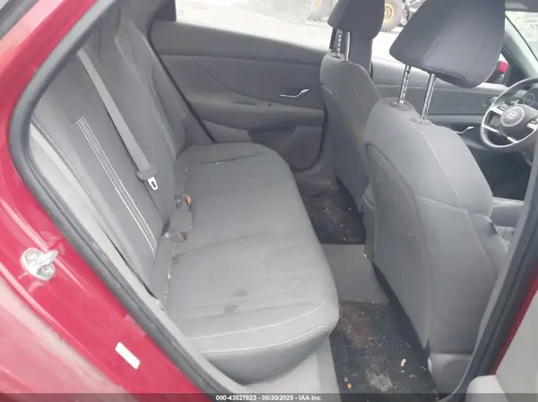 KMHLS4AG0NU349925 2022 HYUNDAI ELANTRA - Image 8