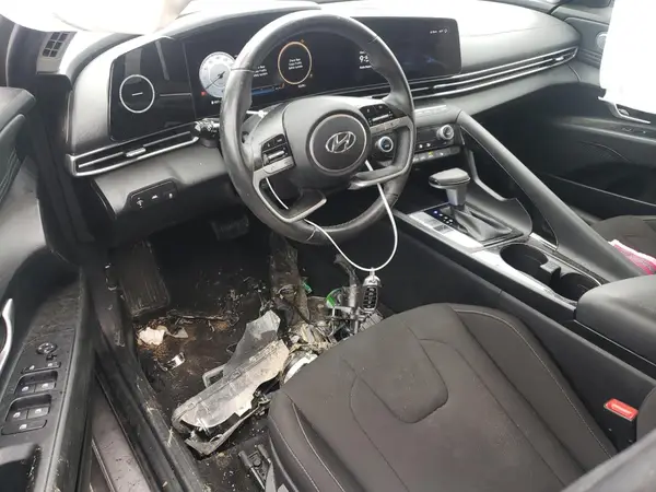 KMHLS4AG0PU408698 2023 HYUNDAI ELANTRA - Image 8