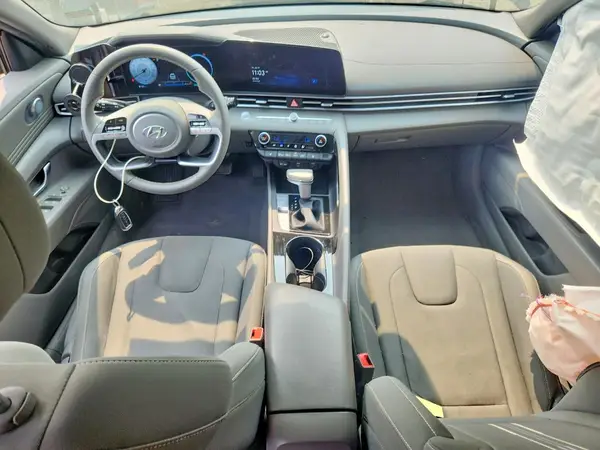 KMHLS4AG0PU412329 2023 HYUNDAI ELANTRA - Image 8