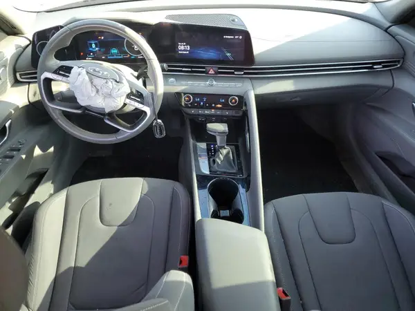 KMHLS4AG0PU415621 2023 HYUNDAI ELANTRA - Image 8