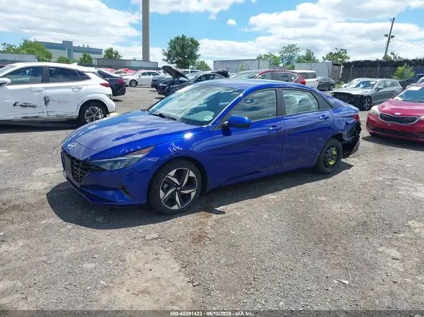 KMHLS4AG0PU418700 2023 HYUNDAI ELANTRA - Image 2
