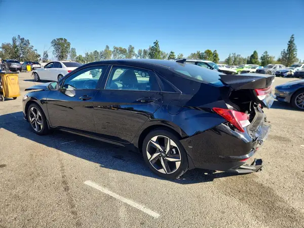 KMHLS4AG0PU423198 2023 HYUNDAI ELANTRA - Image 2