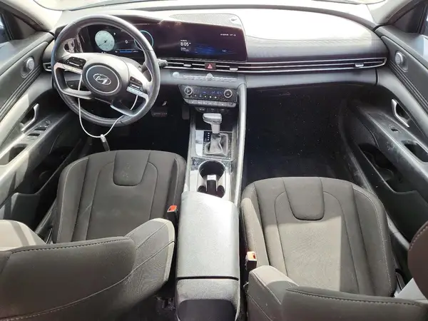 KMHLS4AG0PU425582 2023 HYUNDAI ELANTRA - Image 8