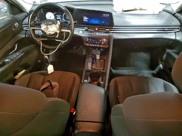 KMHLS4AG0PU430748 2023 HYUNDAI ELANTRA - Image 8