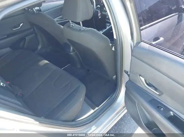 KMHLS4AG0PU432791 2023 HYUNDAI ELANTRA - Image 8