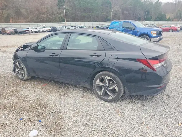 KMHLS4AG0PU437747 2023 HYUNDAI ELANTRA - Image 2