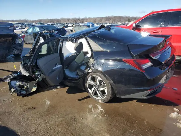 KMHLS4AG0PU468674 2023 HYUNDAI ELANTRA - Image 2