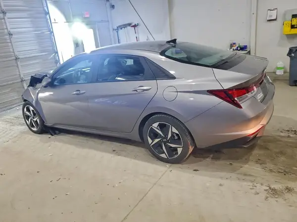 KMHLS4AG0PU473180 2023 HYUNDAI ELANTRA - Image 2