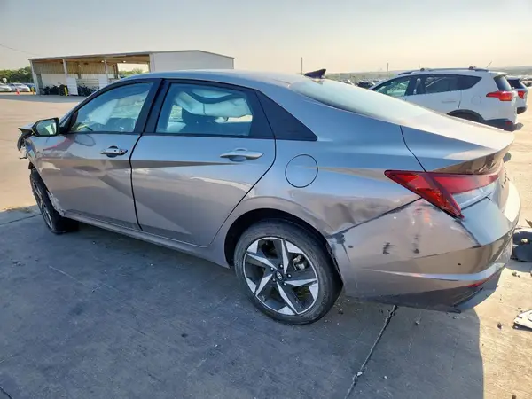 KMHLS4AG0PU524855 2023 HYUNDAI ELANTRA - Image 2