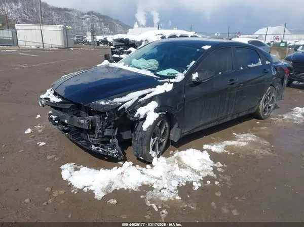 KMHLS4AG0PU543129 2023 HYUNDAI ELANTRA - Image 2
