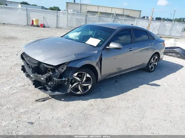 KMHLS4AG0PU551585 2023 HYUNDAI ELANTRA - Image 2