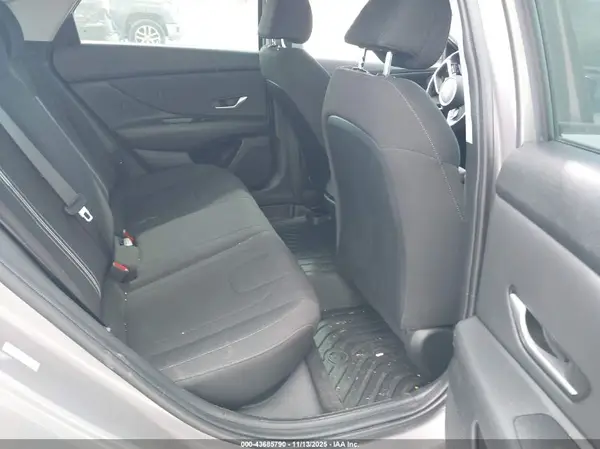 KMHLS4AG0PU552400 2023 HYUNDAI ELANTRA - Image 8
