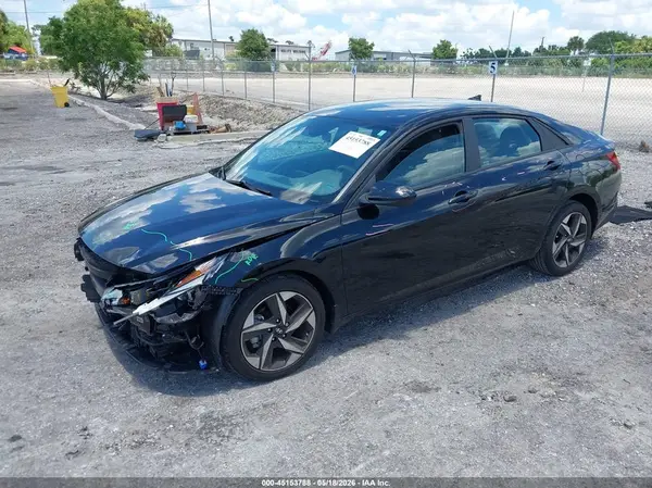 KMHLS4AG0PU556043 2023 HYUNDAI ELANTRA - Image 2