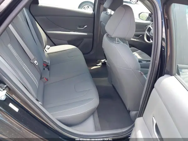 KMHLS4AG0PU556043 2023 HYUNDAI ELANTRA - Image 8