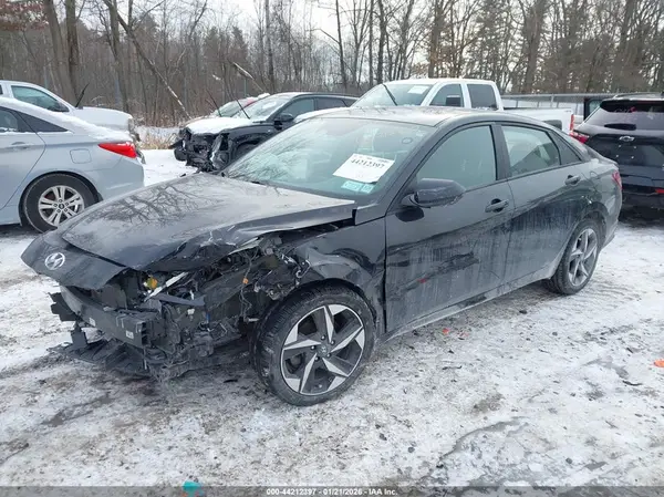 KMHLS4AG0PU556978 2023 HYUNDAI ELANTRA - Image 2