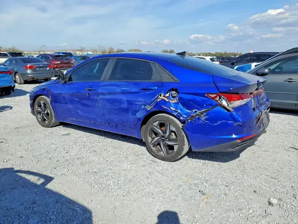 KMHLS4AG0PU558049 2023 HYUNDAI ELANTRA - Image 2
