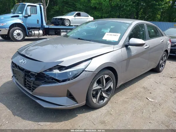 KMHLS4AG0PU558651 2023 HYUNDAI ELANTRA - Image 2