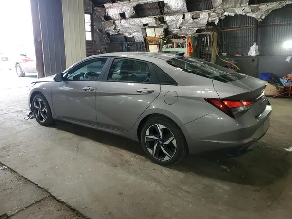 KMHLS4AG0PU558780 2023 HYUNDAI ELANTRA - Image 2