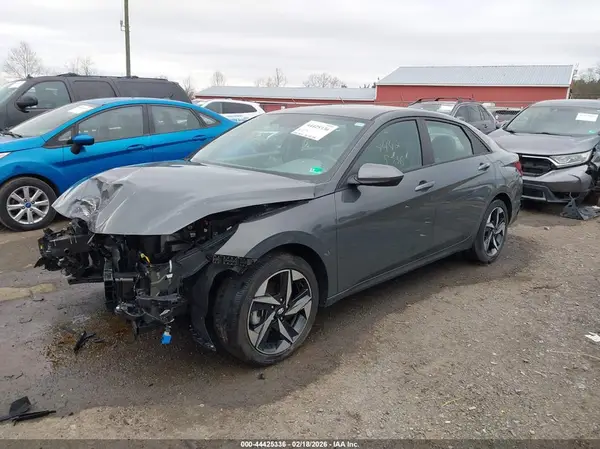 KMHLS4AG0PU562148 2023 HYUNDAI ELANTRA - Image 2