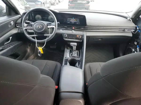 KMHLS4AG0PU581394 2023 HYUNDAI ELANTRA - Image 8