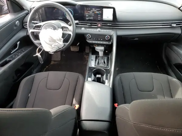 KMHLS4AG0PU583047 2023 HYUNDAI ELANTRA - Image 8