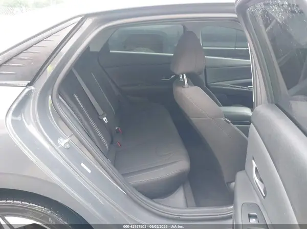 KMHLS4AG0PU626379 2023 HYUNDAI ELANTRA - Image 8