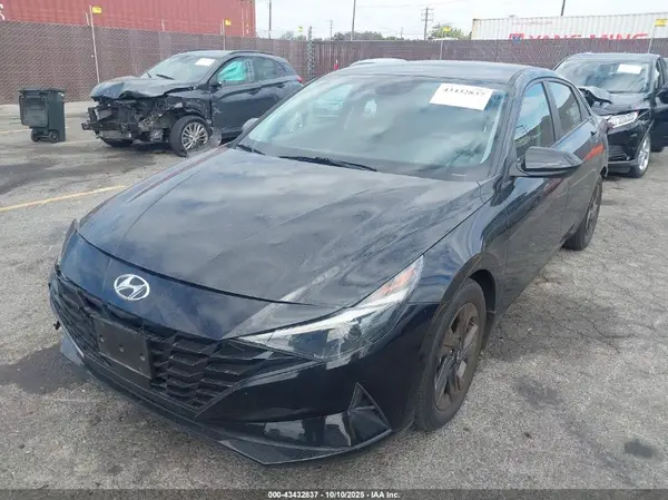 KMHLS4AG1NU260803 2022 HYUNDAI ELANTRA - Image 2