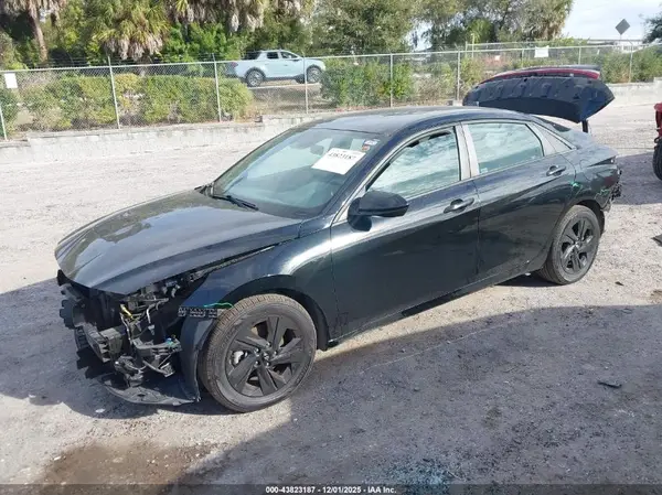 KMHLS4AG1NU276466 2022 HYUNDAI ELANTRA - Image 2