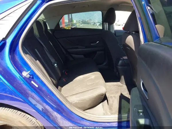 KMHLS4AG1NU313418 2022 HYUNDAI ELANTRA - Image 8