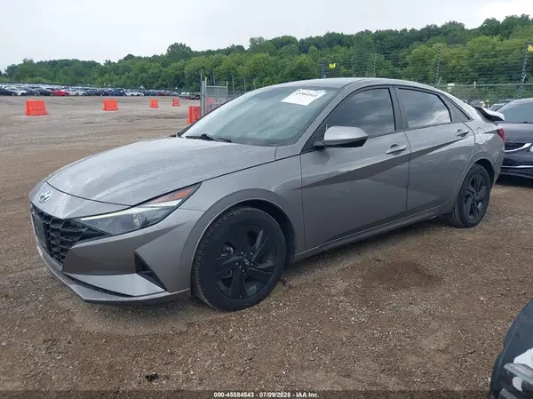 KMHLS4AG1NU369617 2022 HYUNDAI ELANTRA - Image 2