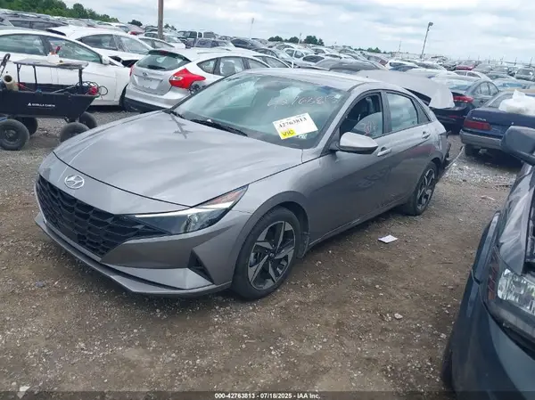 KMHLS4AG1PU411187 2023 HYUNDAI ELANTRA - Image 2