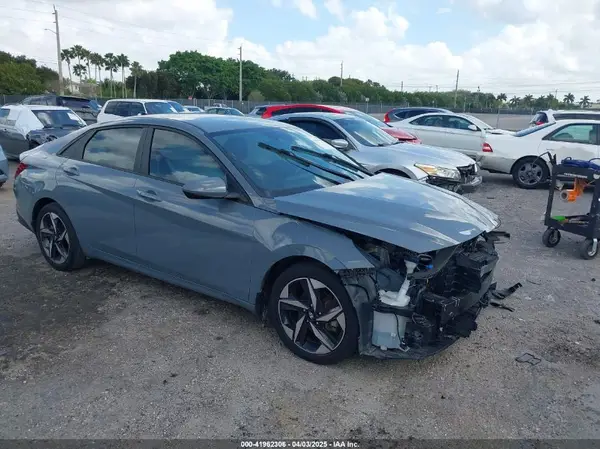 KMHLS4AG1PU415658 2023 HYUNDAI ELANTRA - Image 1
