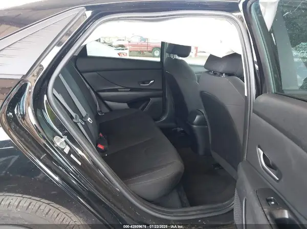 KMHLS4AG1PU416437 2023 HYUNDAI ELANTRA - Image 8