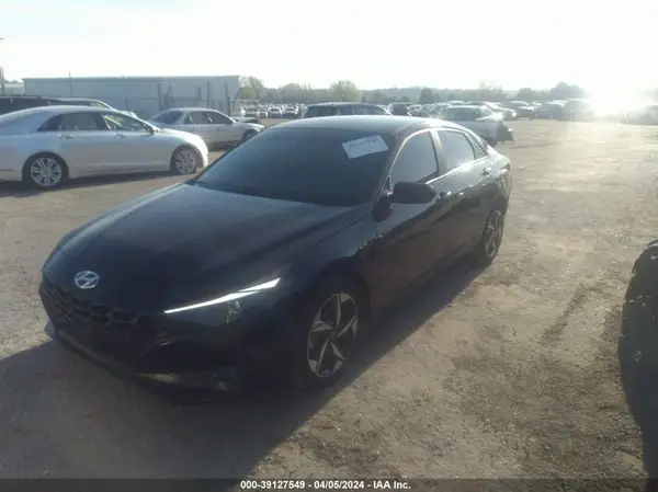 KMHLS4AG1PU424103 2023 HYUNDAI ELANTRA - Image 2