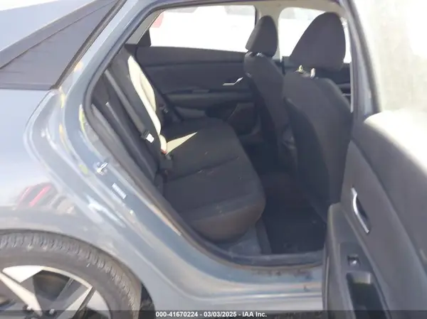 KMHLS4AG1PU444965 2023 HYUNDAI ELANTRA - Image 8