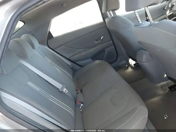 KMHLS4AG1PU453231 2023 HYUNDAI ELANTRA - Image 8