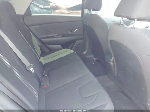KMHLS4AG1PU467971 2023 HYUNDAI ELANTRA - Image 8