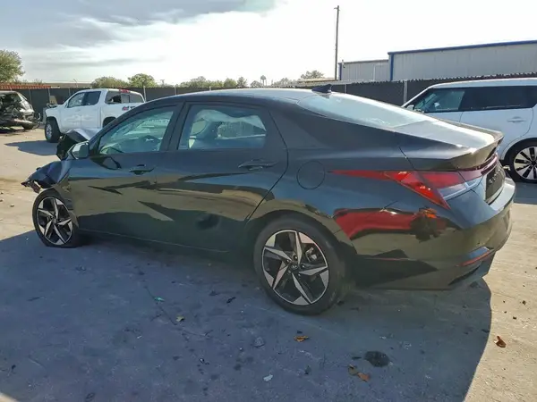 KMHLS4AG1PU504744 2023 HYUNDAI ELANTRA - Image 2
